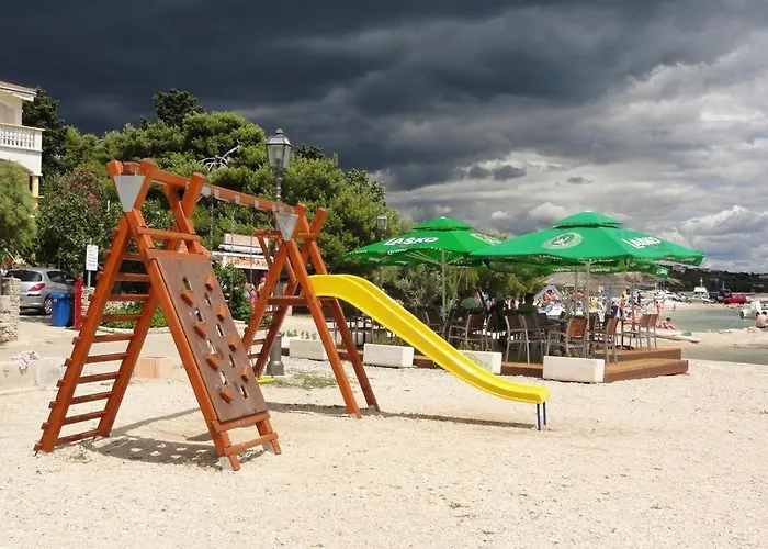 In With Pool Access, Terrace, Air Conditioning, Wi-fi, 3548-1