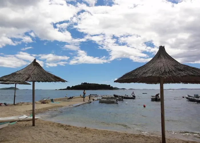 In With Pool Access, Terrace, Air Conditioning, Wi-fi, 3548-1