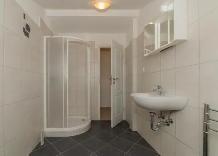 Apartman In With Pool Access, Terrace, Air Conditioning, Wi-fi, 3548-1 *