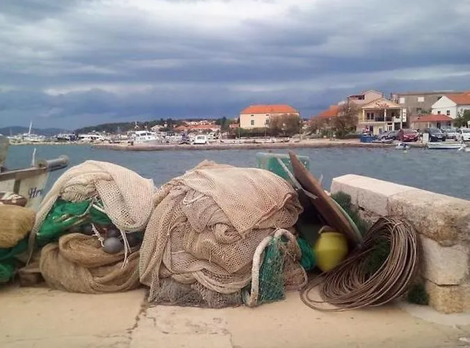 In With Pool Access, Terrace, Air Conditioning, Wi-fi, 3548-1 Pakoštane